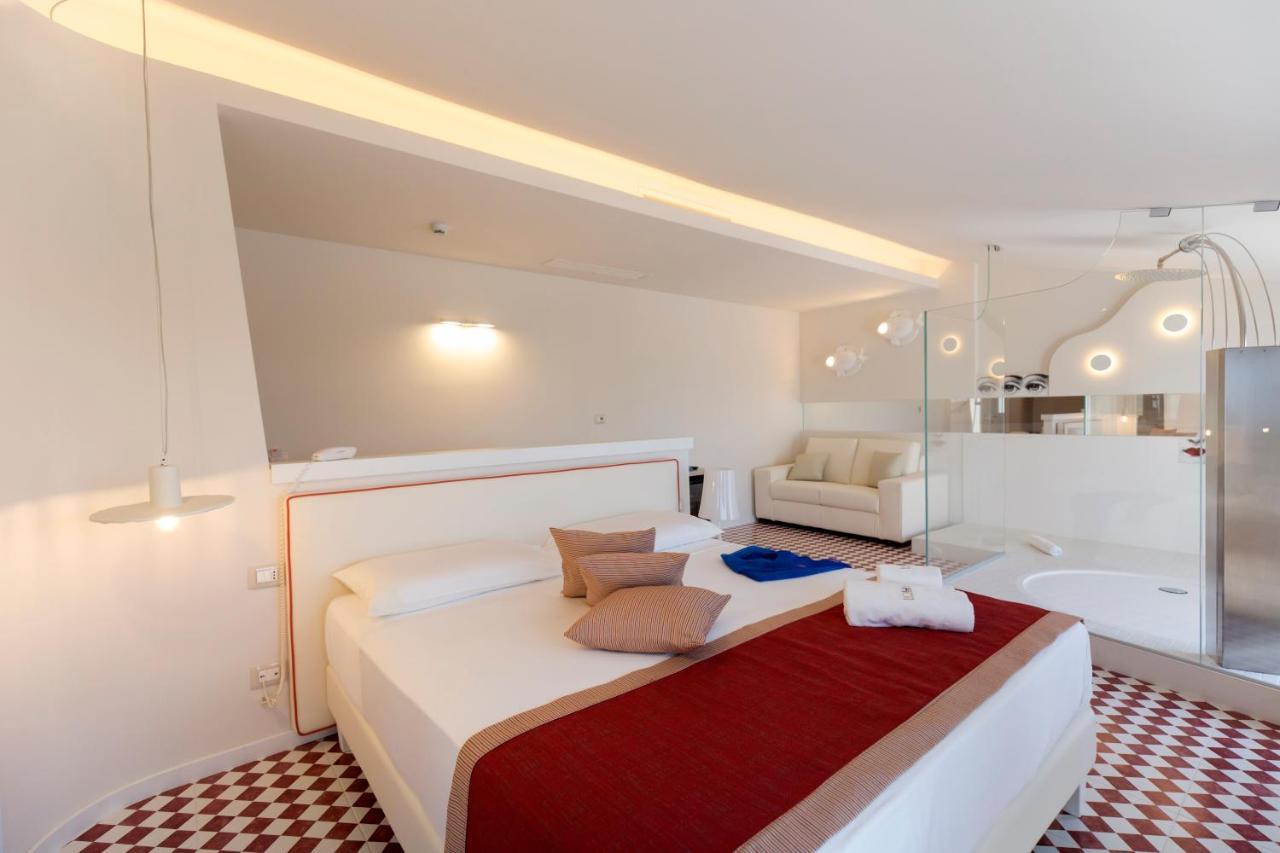 Suite Hotel L'Oasi Di Riaci (Adults Only) Санта-Доменіка Екстер'єр фото