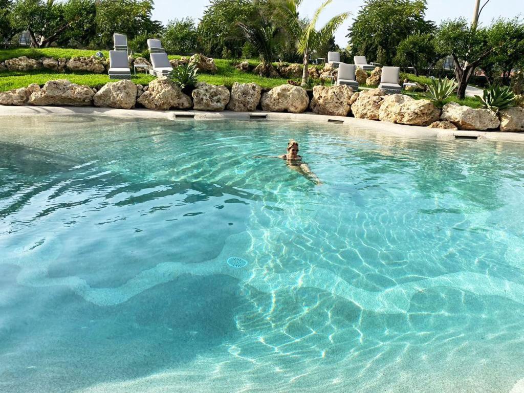 Suite Hotel L'Oasi Di Riaci (Adults Only) Санта-Доменіка Екстер'єр фото