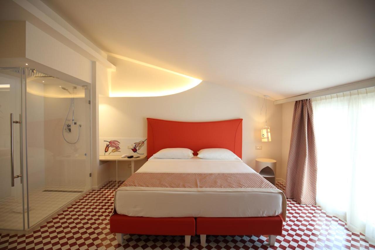 Suite Hotel L'Oasi Di Riaci (Adults Only) Санта-Доменіка Екстер'єр фото