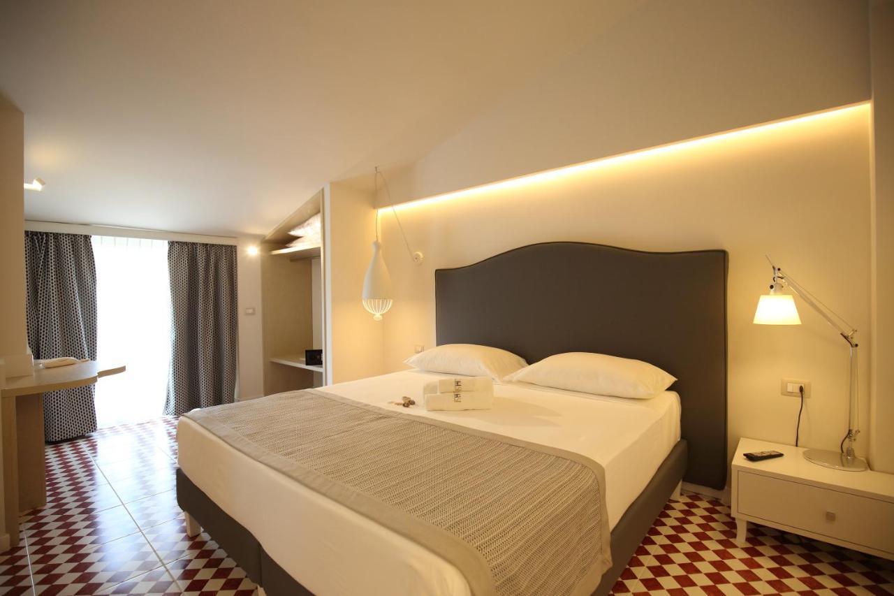 Suite Hotel L'Oasi Di Riaci (Adults Only) Санта-Доменіка Екстер'єр фото